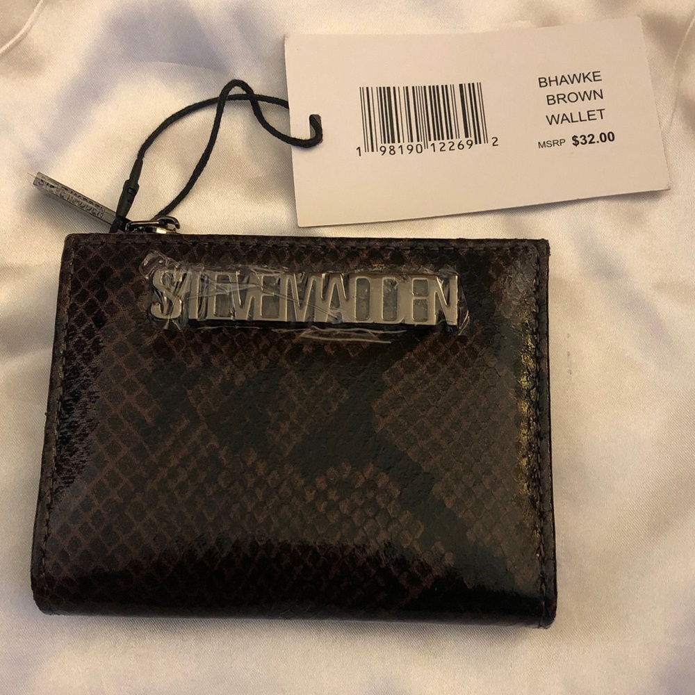 Steve Madden BHAWKE Brown Snake Print Faux Leather Bifold Wallet Silver Logo NWT